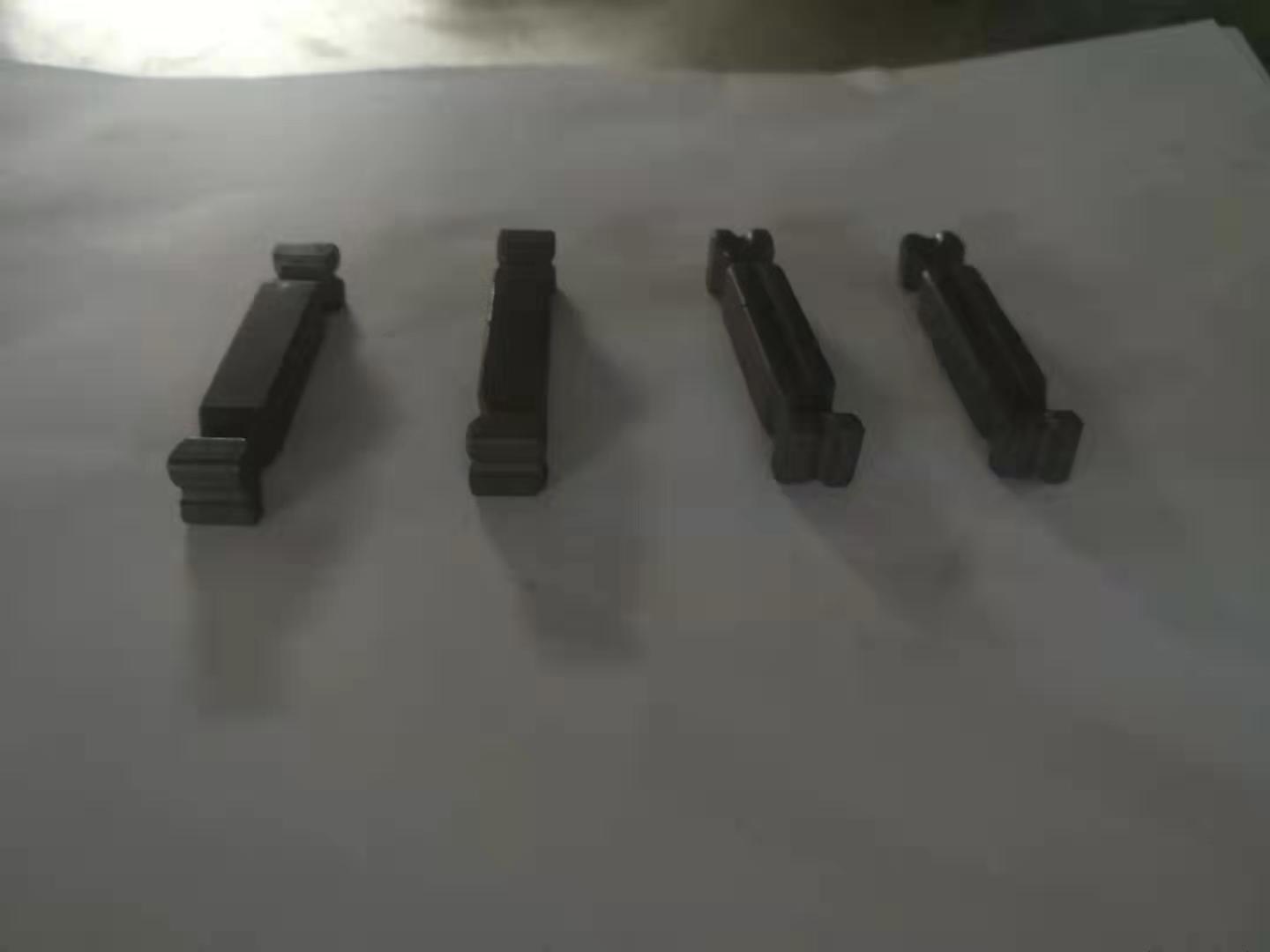 压制成型的渔网坠
