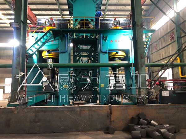 1600吨框架式粒子钢热压成型液压机