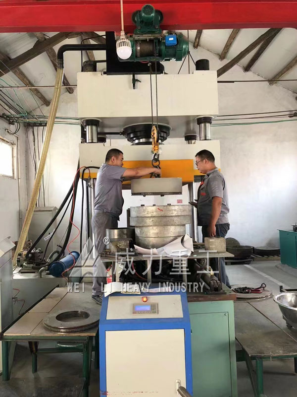 500吨砂轮成型液压机